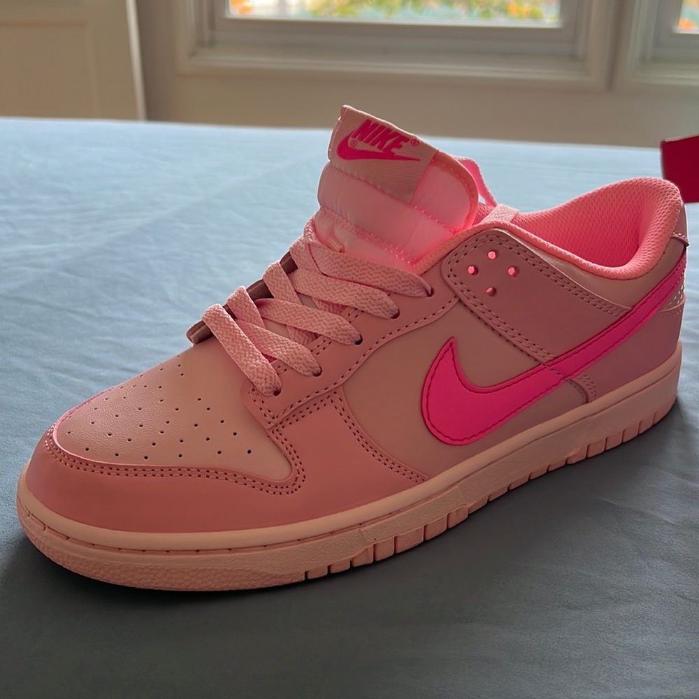 So cute cherry blossom pink on pink girlie nike tennies